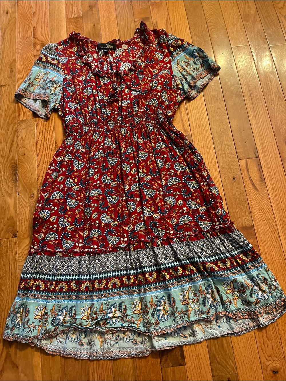 Suzanne Betro Red Floral Boho Dress Sz L Below Knee Scoop Neck Elastic Waist